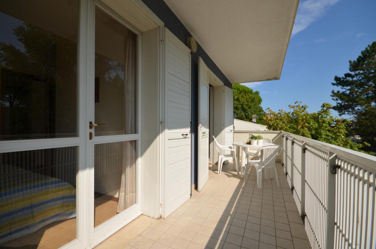 Appartamenti Sirio Via Pesci 6,8,14 Bibione Exterior photo