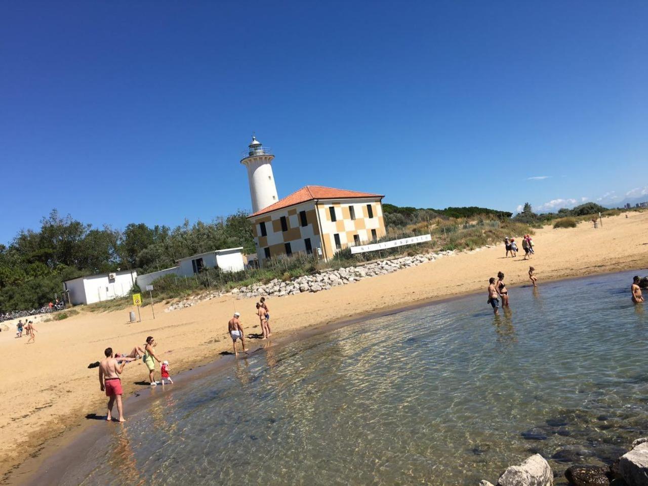 Appartamenti Sirio Via Pesci 6,8,14 Bibione Exterior photo